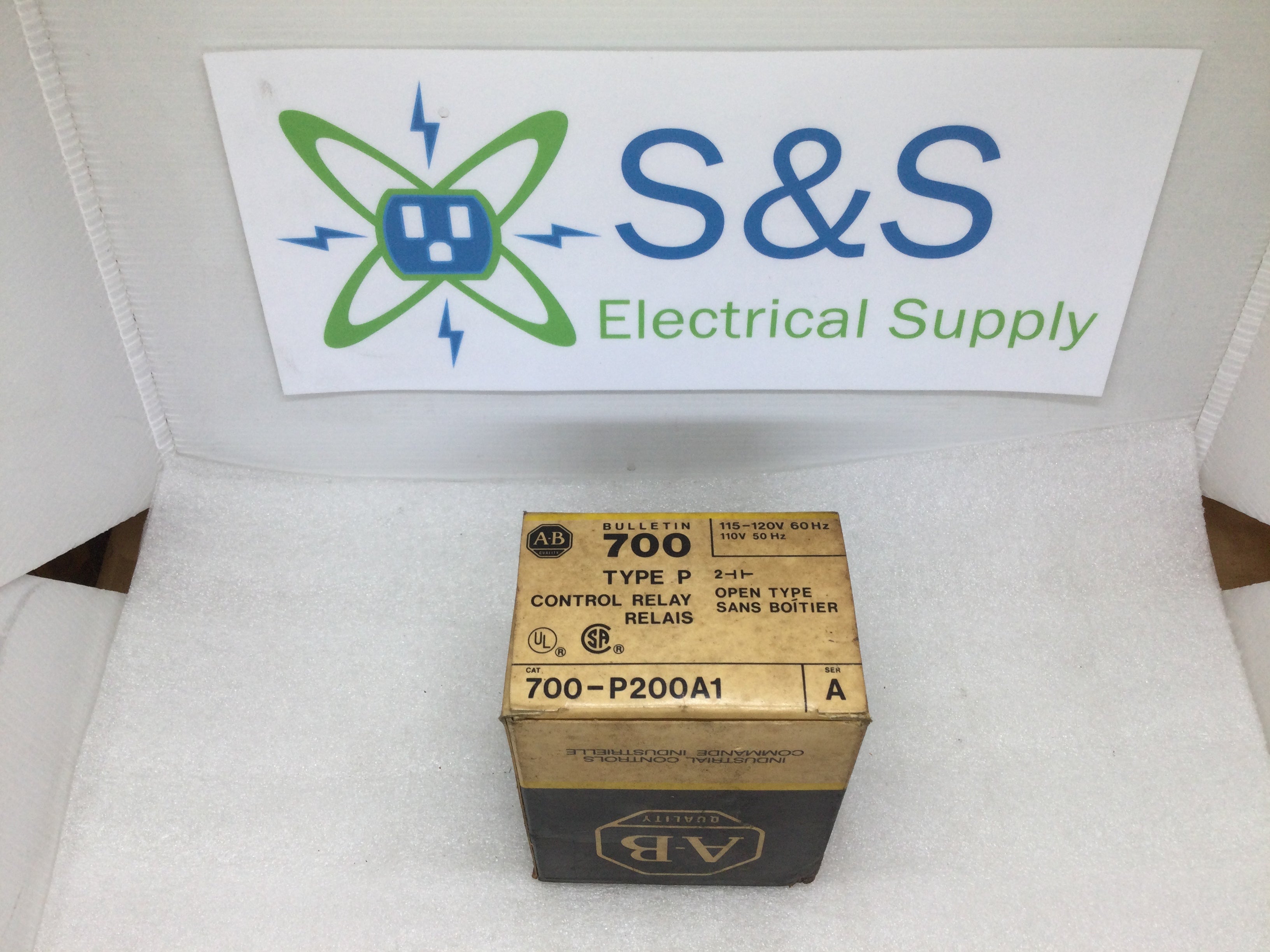 Allen Bradley 700-P200A1 115-120v 60hz Series A AC Control Relay Type