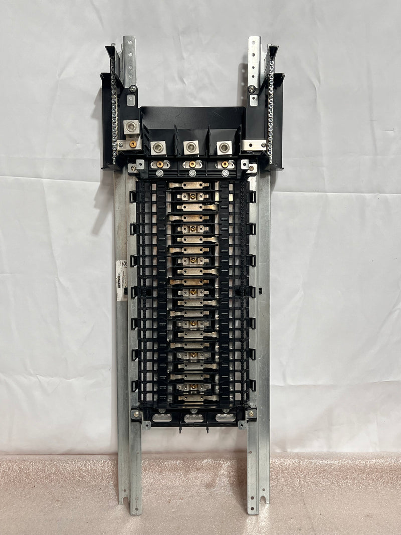 Square D NQOB/NQOD Class CTL Panelboard 225 Amp30 Space Main Lug Guts Only