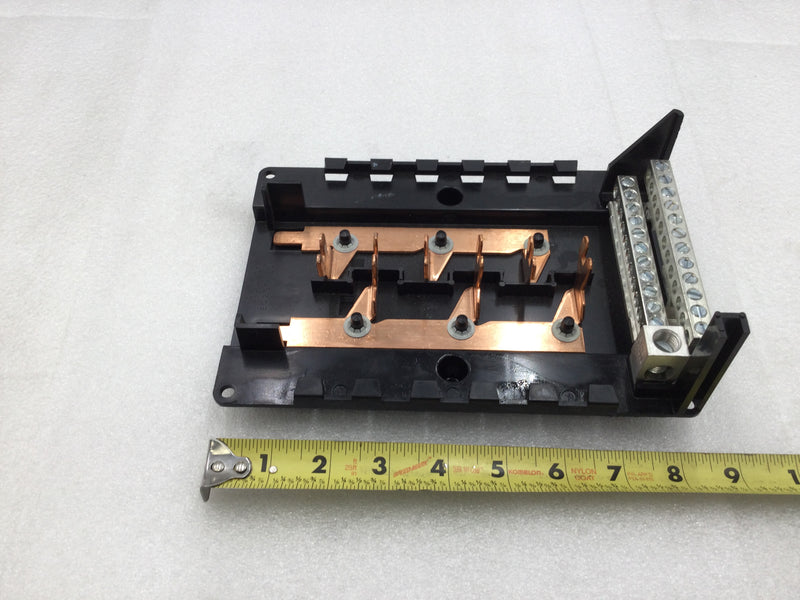 Siemens E1020MB1100FCGP 6 Space/12 Circuit 100 Amp Copper Buss Load Center Guts Only 6" X 9"