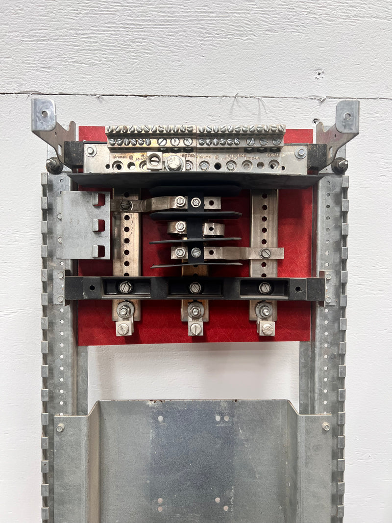 Siemens S3C42BL100ATS 100 Amp 208Y/120V 3 Phase 4 Wire Type S3 42 Circuit Panel Board Guts Only