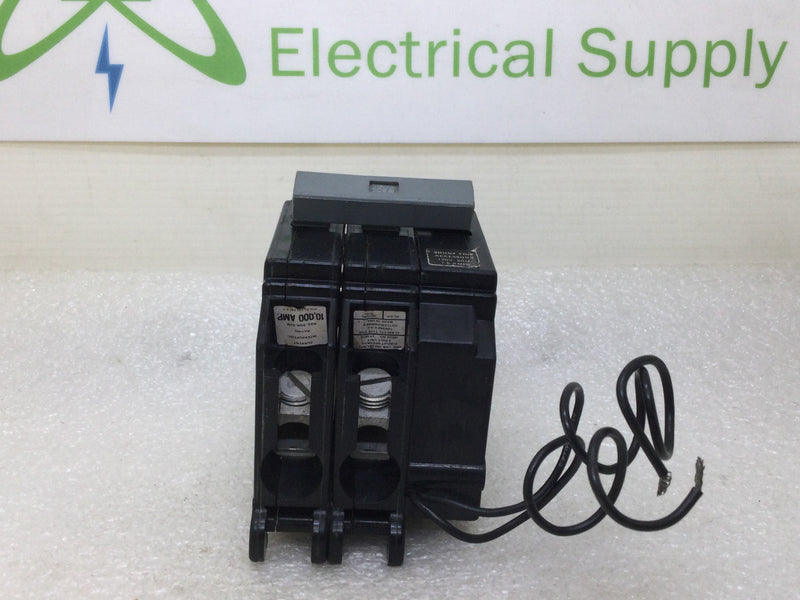 Cutler Hamer CHB260ST1 60 Amp 2 Pole 120/240V w/Shunt Trip Circuit Breaker