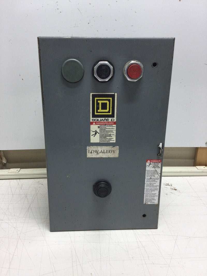 Square D 8536SBA1V02 Reversing Starter Enclosure Only with 800T Series Start and Stop Buttons Nema 3R Rated 9" X 15"