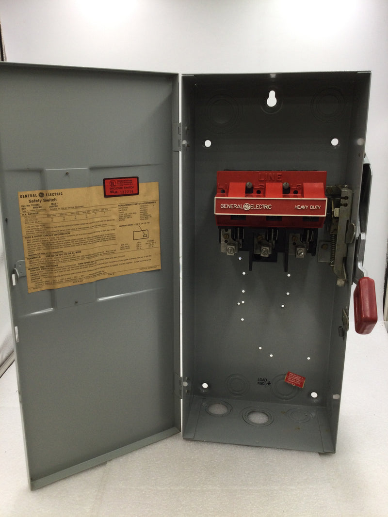 General Electric TH3362 3 Pole 60A 600VAC Nema1 Heavy-Duty Non-Fusible Safety Switch