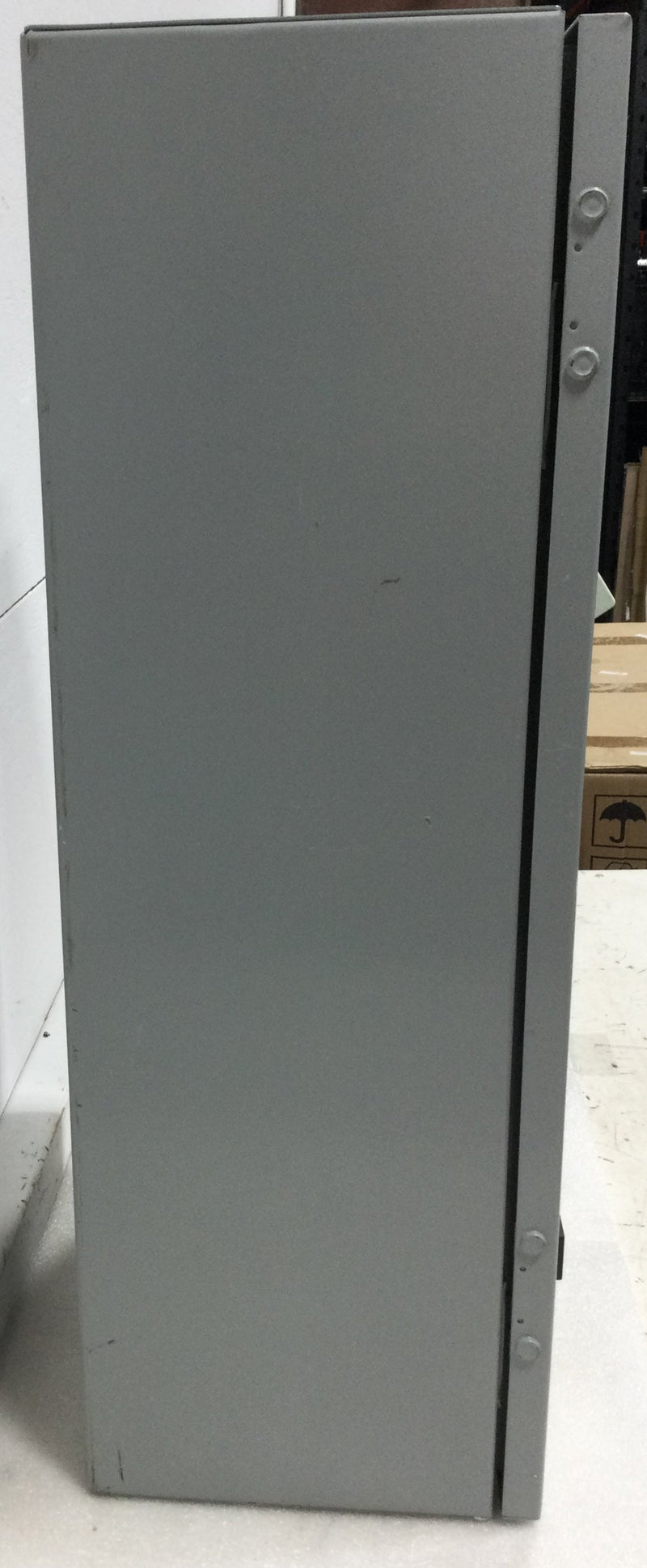 Siemens 17CSD92BF10 Class 17/18 Three Phase Combination Magnetic Starter 18 Amp 200-575 VAC Nema 1 Enclosure