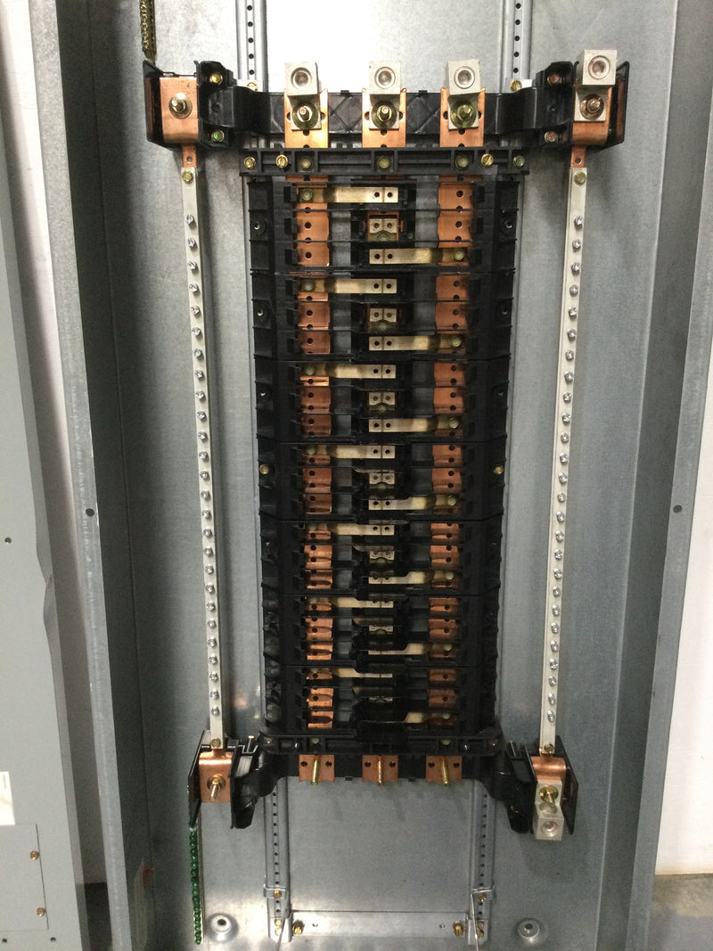 GE General Electric AQU3422RCX AXT1B4 225 Amp A-Series II Lighting Panelboard 208Y/120V 3 Phase 4 Wire 42 Space 50" x 20"