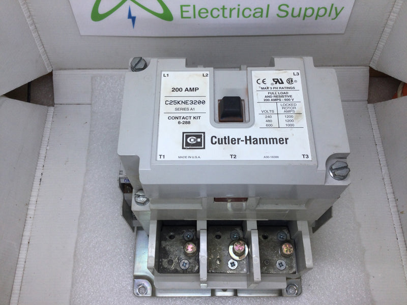 Cutler Hammer C25KNE3200 600V 200 Amp 3 Phase Series A1 120V 60Hz Coil Contactor w/C320KGS41 Auxiliary Contact Block