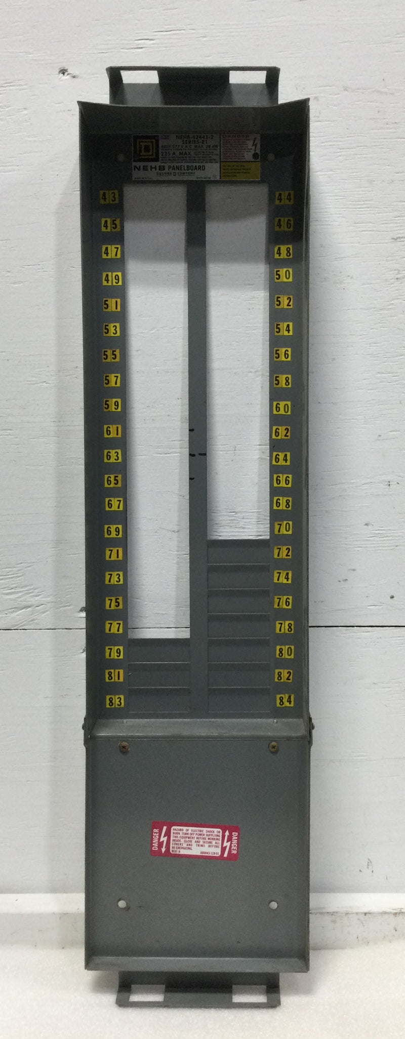 Square D NEHB-42441-2 Dead Front Only Series-E1 42 Circuit 480Y/277VAC 225A Max 34 5/8" x 8 3/8"