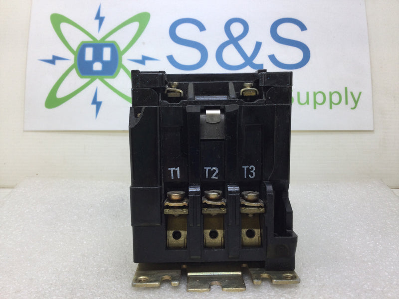 Square D 8502SC02 Series A Nema Size 1 Contactor 30 Amp 3 Phase 200-575 VAC 7.5-10 HP 120 VAC Coil