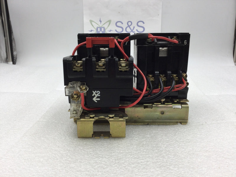 Square D 8736 SCO8S Series A Nema Size 1 Reversing Starter/Contactor 3 Pole 200-575 VAC 7.5 to 10 HP with 120 VAC Coil