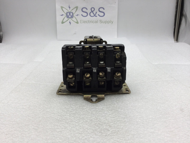 Square D 8502-C0-2 Series A Nema Size 1 Motor Contactor 27 Amp 3 Pole 110-550 VAC with 120 VAC Coil