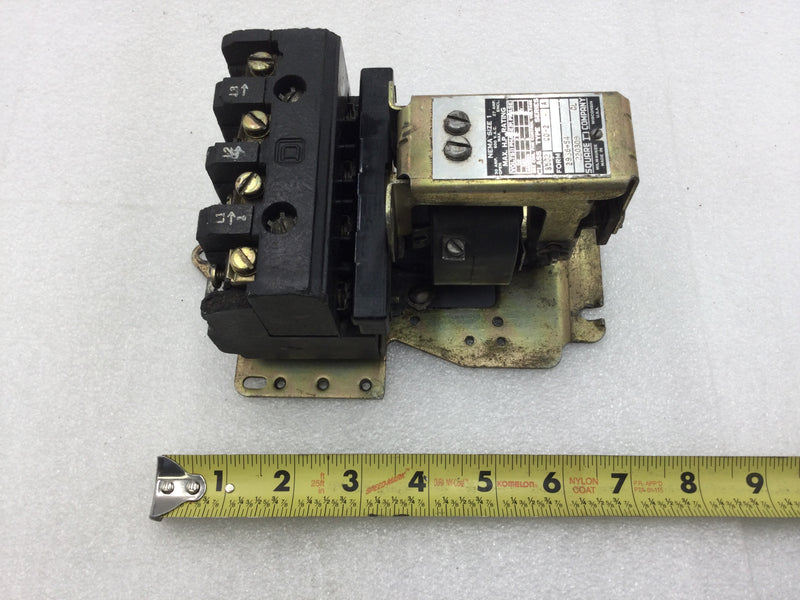 Square D 8502-C0-2 Series A Nema Size 1 Motor Contactor 27 Amp 3 Pole 110-550 VAC with 120 VAC Coil