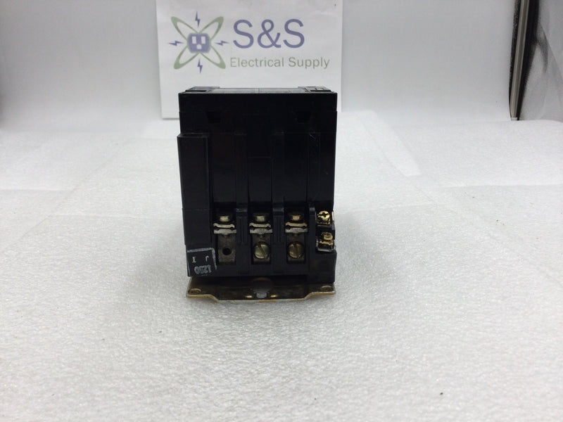 Square D 8536 SAO12 Nema Size 00 Starter 3 Phase 200-575 VAC 1 1/2-2 HP with 120 VAC Coil