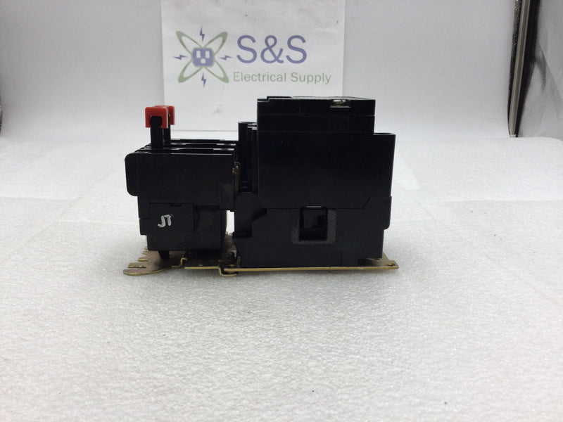 Square D 8536 SAO12 Nema Size 00 Starter 3 Phase 200-575 VAC 1 1/2-2 HP with 120 VAC Coil