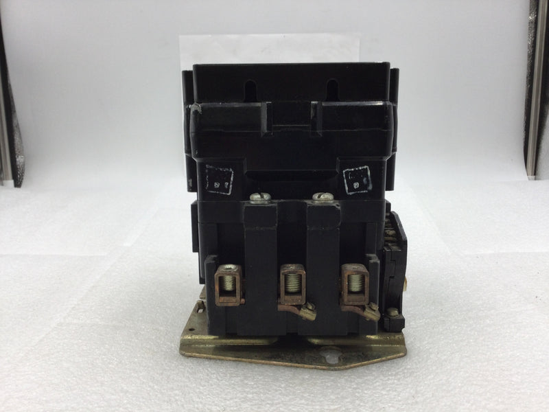 Square D 8536SE01 Series A Nema Size 3 Starter 3 Phase 200-575 VAC 25-50 HP 120 VAC Coil without Overload Relay