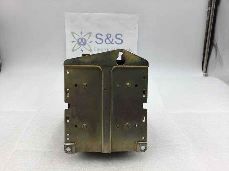 Square D 8536SE01 Series A Nema Size 3 Starter 3 Phase 200-575 VAC 25-50 HP 120 VAC Coil without Overload Relay