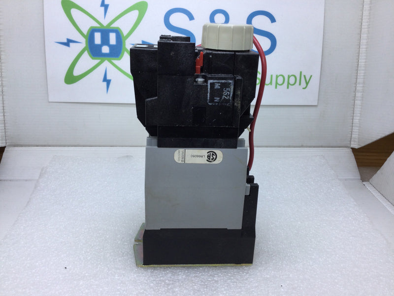 Square D XTE1 Timing Relay Class 8501 Series A 119-120V 50/60Hz 0-4 Pole Relay