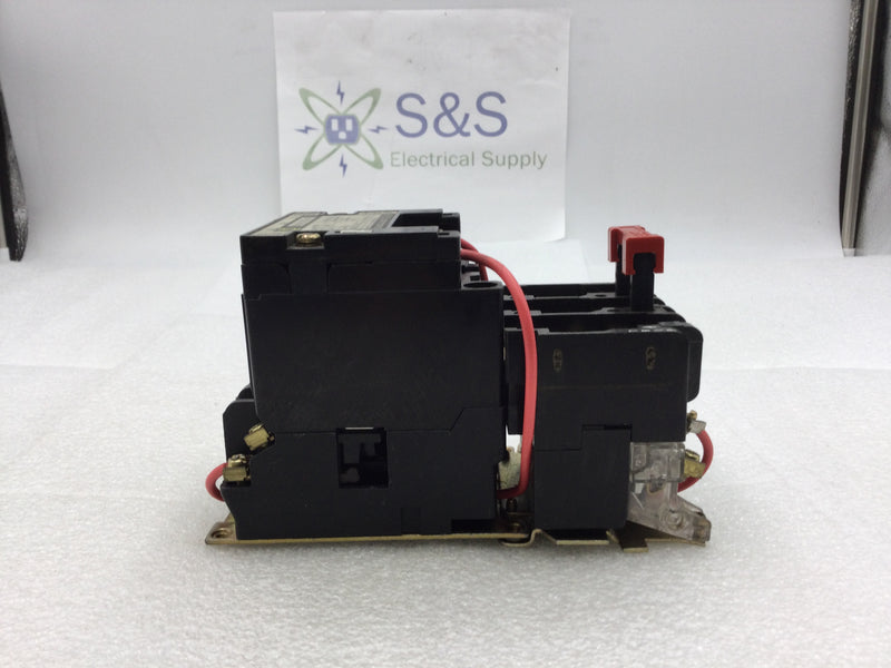 Square D 8536SAG12 3 Pole 200/230/380VAC @ 1 1/2HP 460/575VAC @ 2Hp Motor Starter with 120 VAC Coil