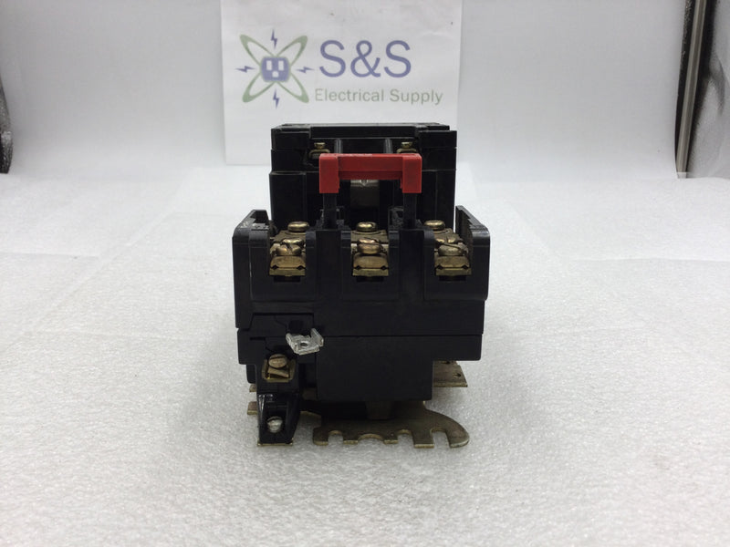 Square D 8536SAG12 3 Pole 200/230/380VAC @ 1 1/2HP 460/575VAC @ 2Hp Motor Starter with 600 VAC Coil