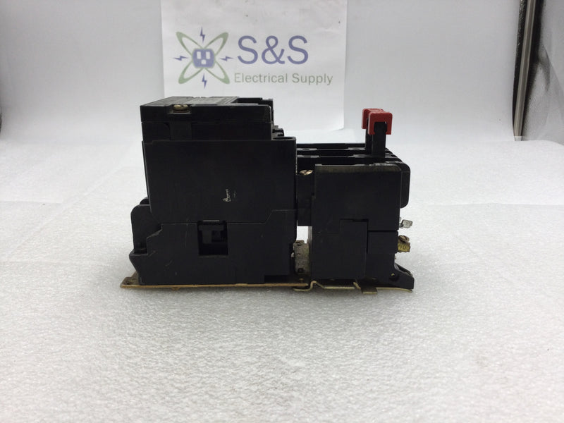 Square D 8536SAG12 3 Pole 200/230/380VAC @ 1 1/2HP 460/575VAC @ 2Hp Motor Starter with 600 VAC Coil