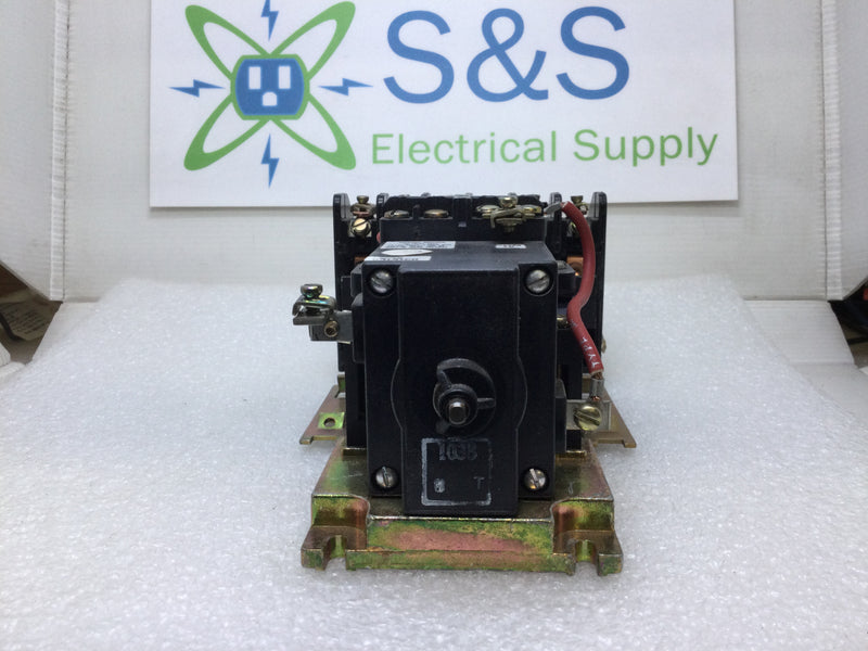 Square D 8903LXG60 6 Pole 120V Coil Lighting Contactor 30 Amp 600 Volt Series A