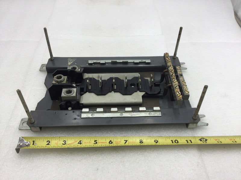 Siemens/ITE EQ12/WEQ12 Series 6 Space/12 Circuit 125 Amp 120/240 VAC Panel Guts Only 8" X 12"