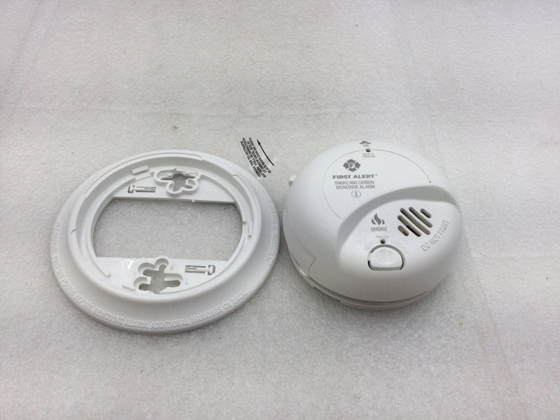 BRK/First Alert SC9120B Combination Smoke and Carbon Monoxide Alarm 120 VAC with Battery Back-up