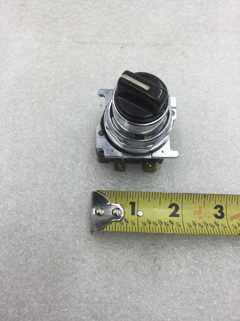 Cutler-Hammer 10250T 2 Position Maintained Selector Switch Cam 1