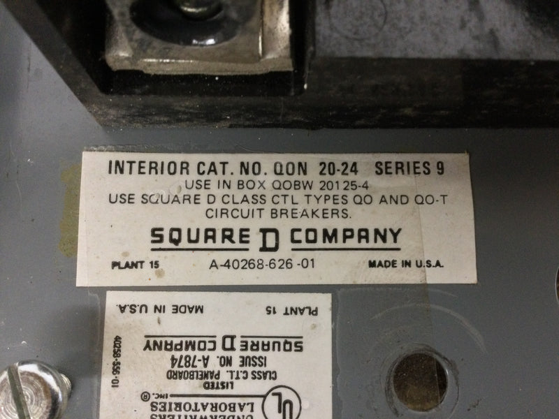 Square D QON 20-24 10 Space/20 Circuit 100 Amp 120/240VAC Guts Only 5.5" X 13"