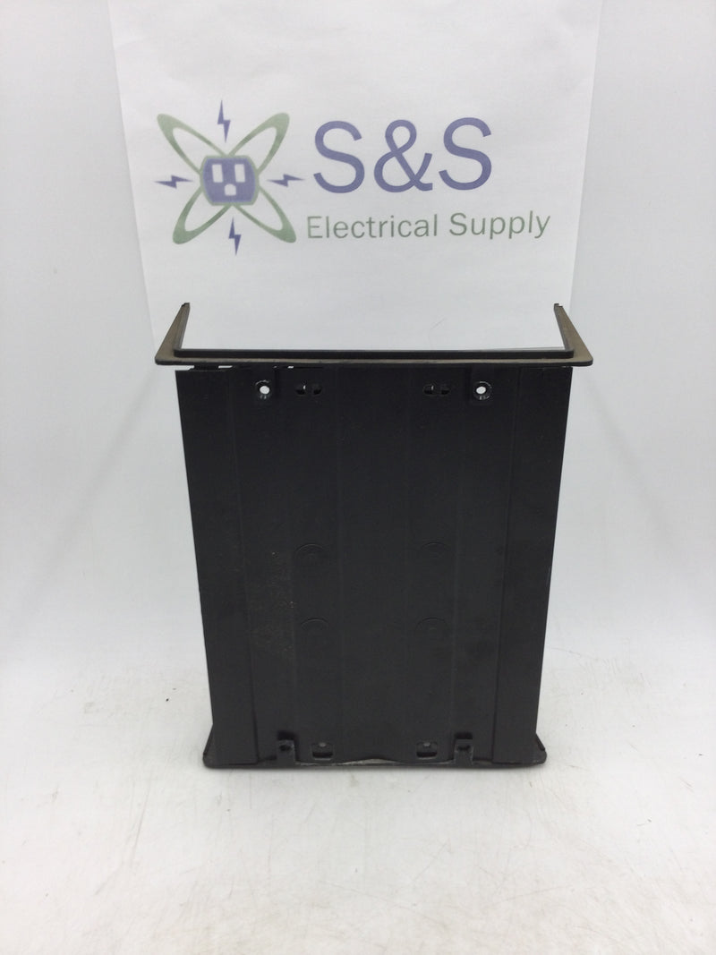 Siemens 125 Amp 8 Space/32 Circuit 120/240 VAC Main Load Center Guts Only 9" x 11"