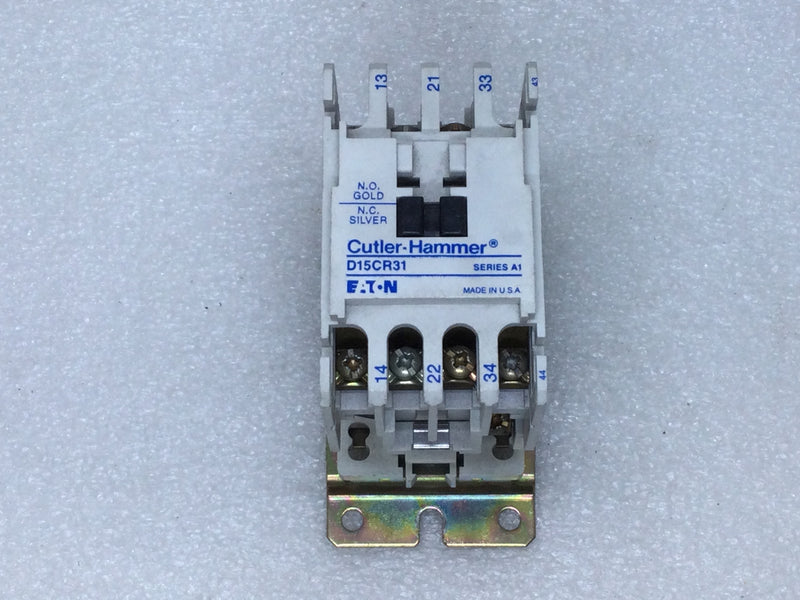 Cutler-Hammer/Eaton D15CR31 Control Relay 6 Amp 600V Series A1