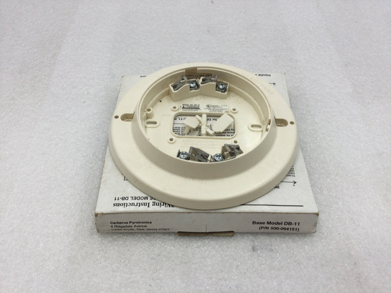 Cerberus Pyrotronics DB-11 Smoke Detector Base 500-094151