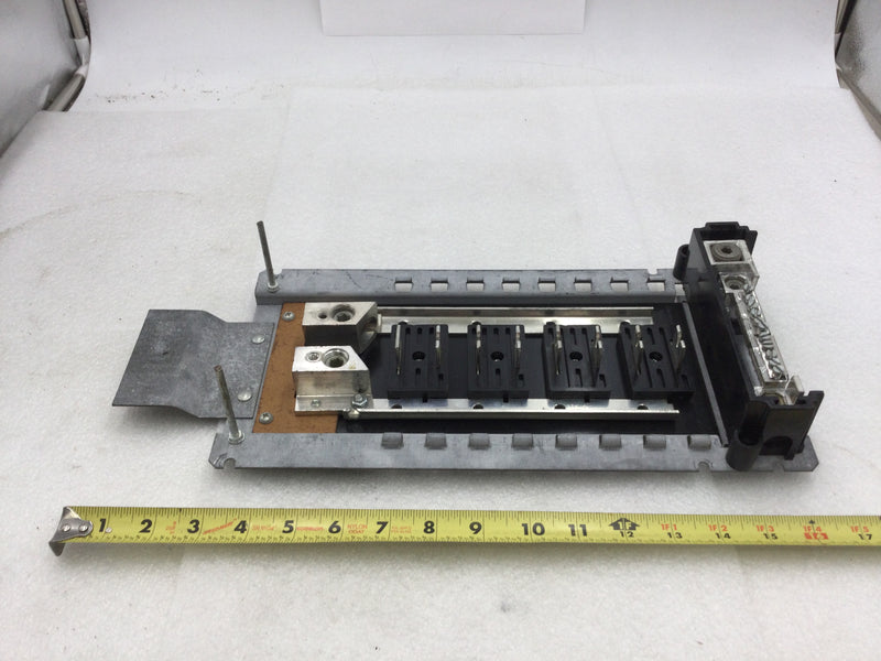 ITE/American Standard 8 Space/30 Circuit Load Center Guts Only with Bolt In Breaker Bars 7" X 17"