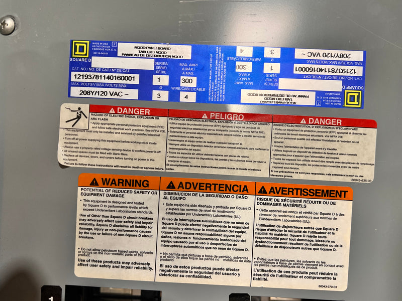 Square D NQOD Panelboard 208Y/120 3Ø 4 Wire Delta 240v 300 Amps 30 space Guts