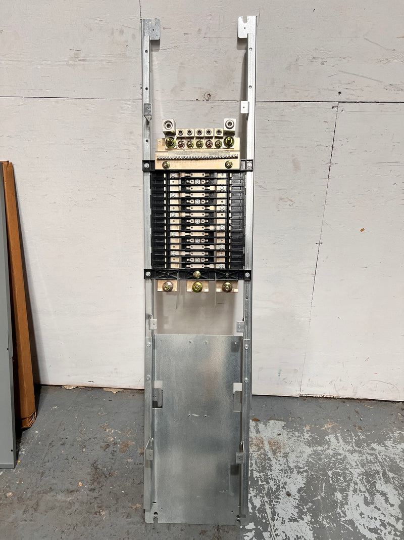 Square D NQOD Panelboard 208Y/120 3Ø 4 Wire Delta 240v 300 Amps 30 space Guts