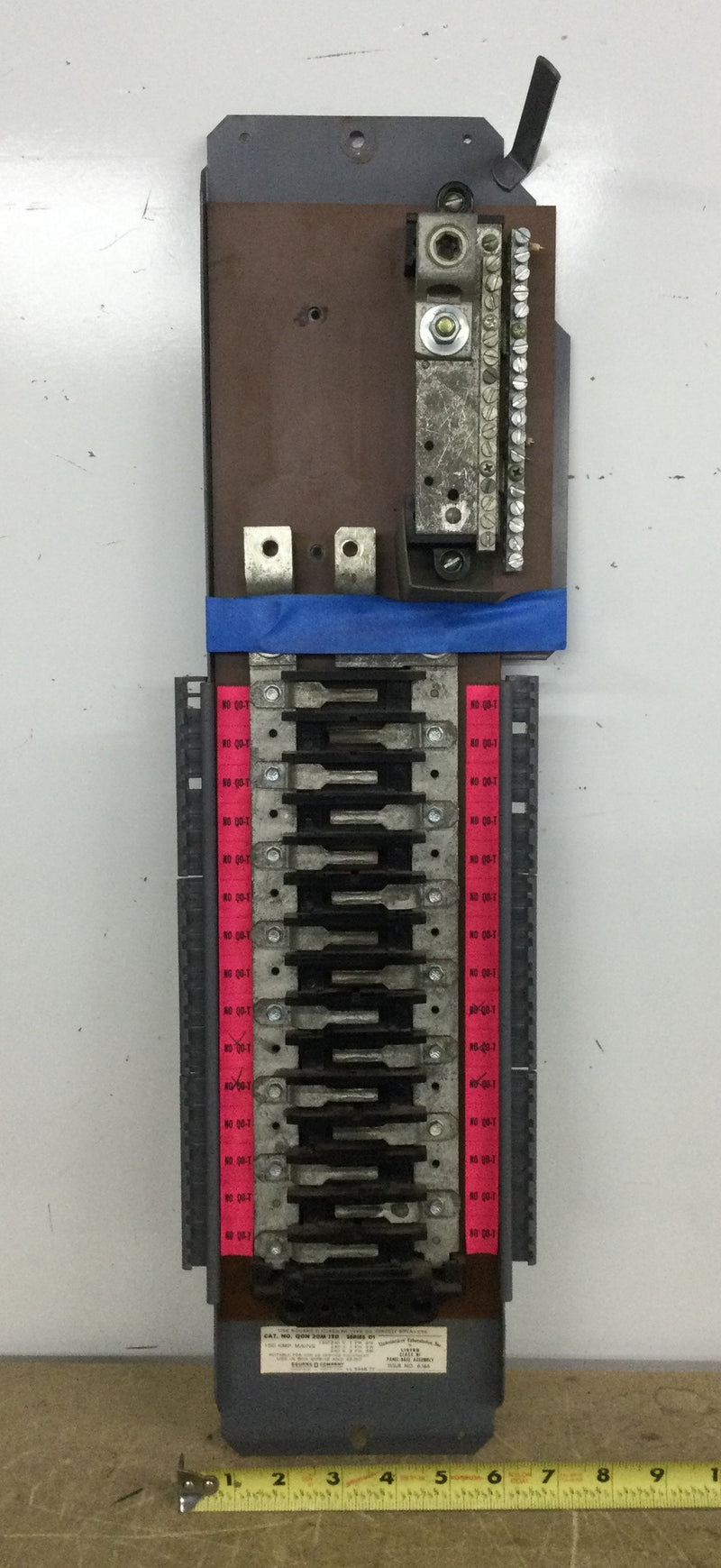 Square D QON30M150 150 Amp 30 Space 120/240 VAC for Box QOB-42 Guts Only  7" x 25"