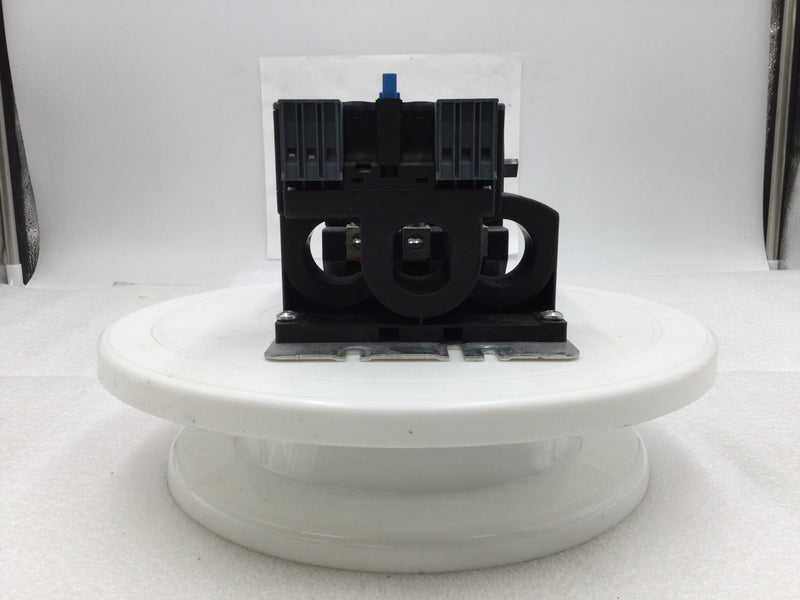 Siemens 14GUG32AA 3 Phase Nema Size 2 1/2 Motor Starter with Overload Relay 60 Amp 200-575 VAC 15-30 HP 120/240 VAC Coil
