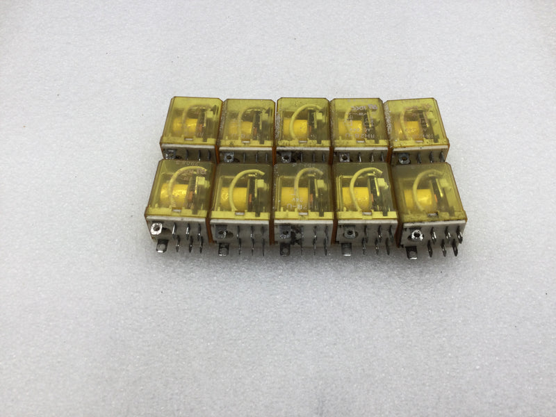 Lot of 10 Idec RH2B-U Plug-In Ice Cube Relay 110-120 VAC 24 VAC 8-Blades Rated for 7.5 Amps at 120 VAC