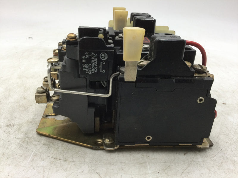 Allen-Bradley 709AOD103 Motor Starter Size 0-5HP/Coil 79A86/Auxiliary Contact 1495-F1