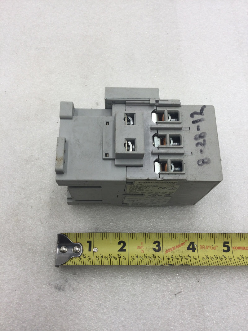 Allen-Bradley 100-C43*00 Series A 3 Pole Contactor with 120/115 Coil and 100-S Auxiliary Contact Module