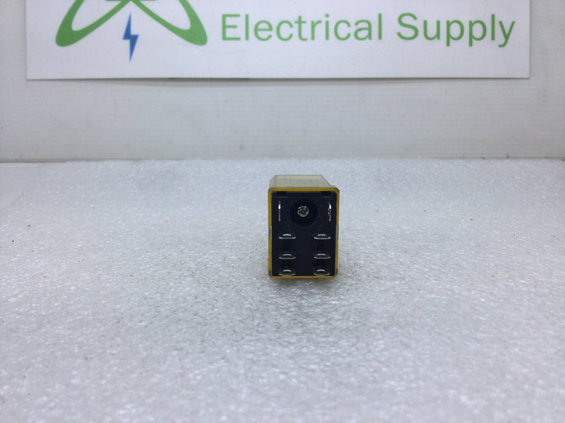 Idec RH2B-U Plug In Ice Cube Relay 110-120 VAC 24 VAC 50/60Hz 8-Blades Rated for 7.5 Amps at 120 VAC