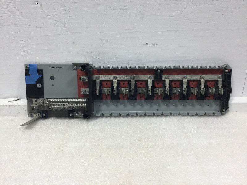 GE General Electric TM3015 15 Space/30 Circuit 150 Amp 120/240 VAC Load Center Guts Only 6" X24"