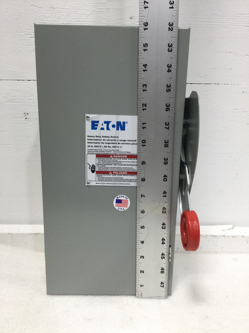 Eaton - Cutler Hammer DH361FGK Switch, Heavy Duty Safety, 3 Pole, 30A, Nema 1, Fusible - missing lower fuse block