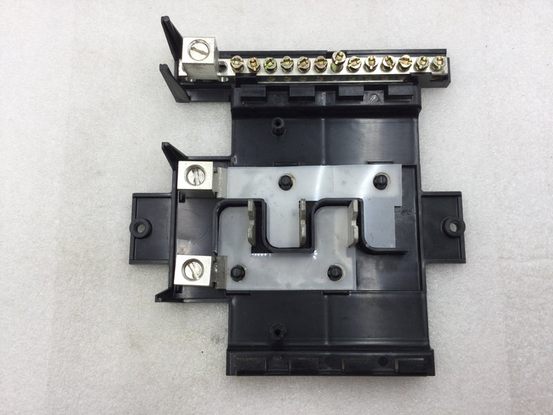 ITE 3 Space/12 Circuit 60 Amp 120/240 VAC Breaker Panel Guts Only 7" X 7"