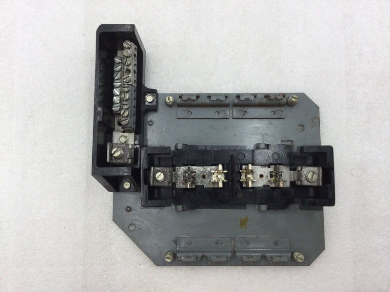 GE General Electric 4 Space/8 Circuit Load Center Guts Only with Isolated Ground and Neutral Bar 8" X 7.5"