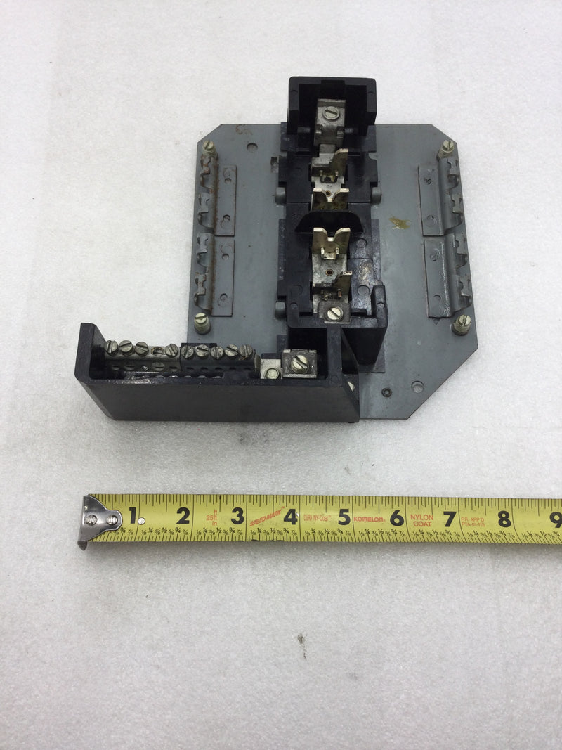 GE General Electric 4 Space/8 Circuit Load Center Guts Only with Isolated Ground and Neutral Bar 8" X 7.5"