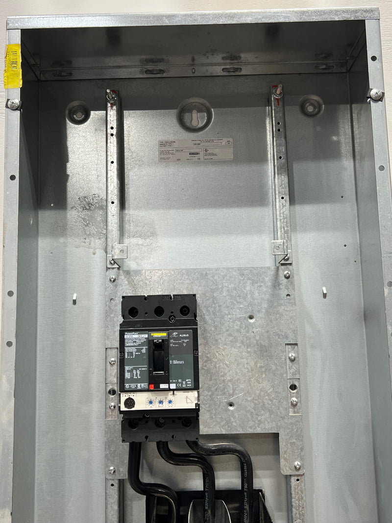 Square D Panelboard 400 Amp Max 250 Main Breaker 480Y/277 3Ø 4 Wire 42 space NF style