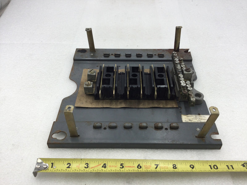 ITE/Siemens Type EQ-P Load Center 6 Space/12 Circuit 120/240 VAC Guts Only 11" X 11"