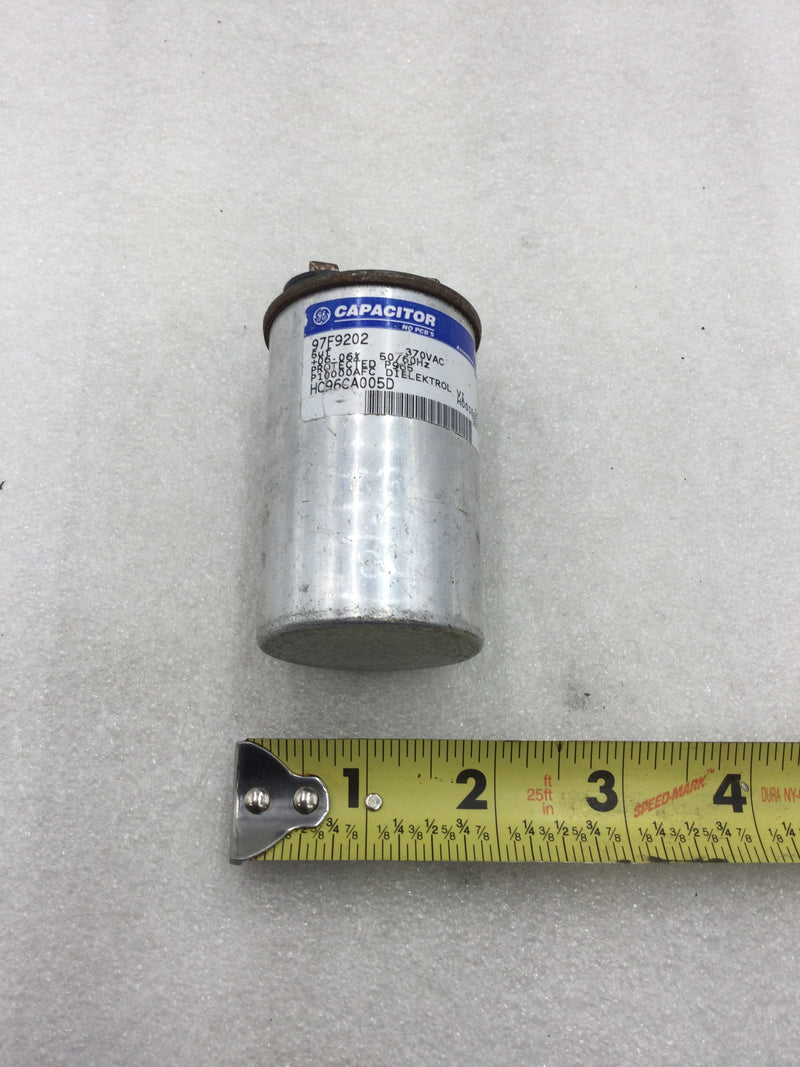 GE General Electric Capacitor 97F9202 5uf +/-06% 370 VAC 50/60 Hz HC96CA005D