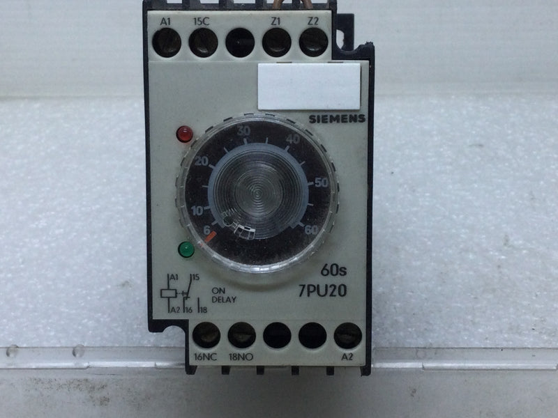 Siemens 7PU2040-2AJ33 UC110-127V 50/60Hz 3A 220V Max Time Delay Relay