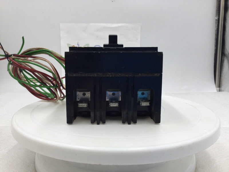 General Electric TEC36030 30 Amp 3 Pole 600V Circuit Breaker w/ Aux Switch